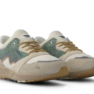 ARIA 95 TURTLEDOVE ICEBERG GREEN / KARHU