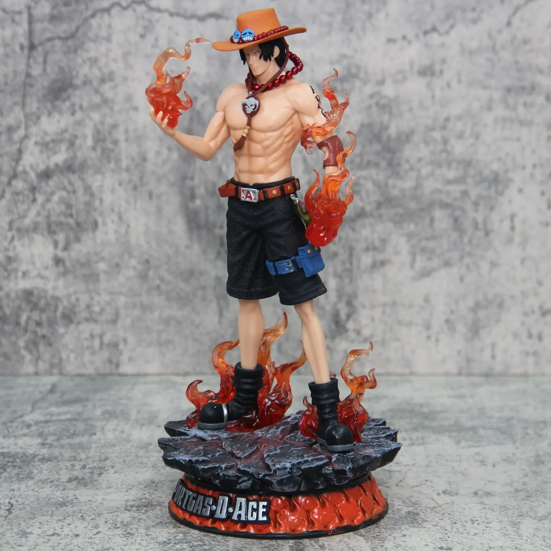 Figurine d'action de 25 cm en PVC de Portgas D Zan – Image 6