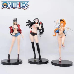 Figurine sexy et élégante de Boa Hancock, Nico Robin et Nami
