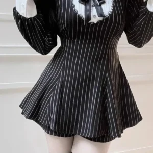 Robe rayée Lolita noire pour femmes