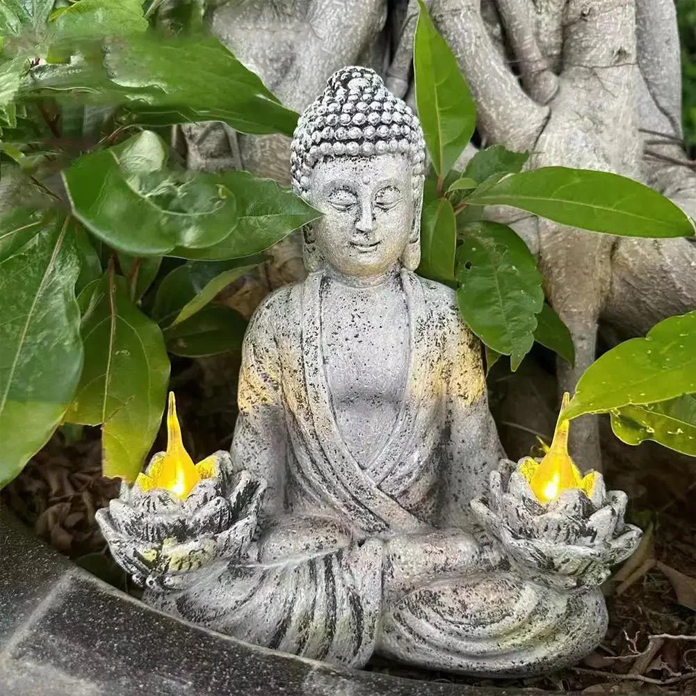 Statue de Bouddha avec lampes solaires intégrées – Image 5